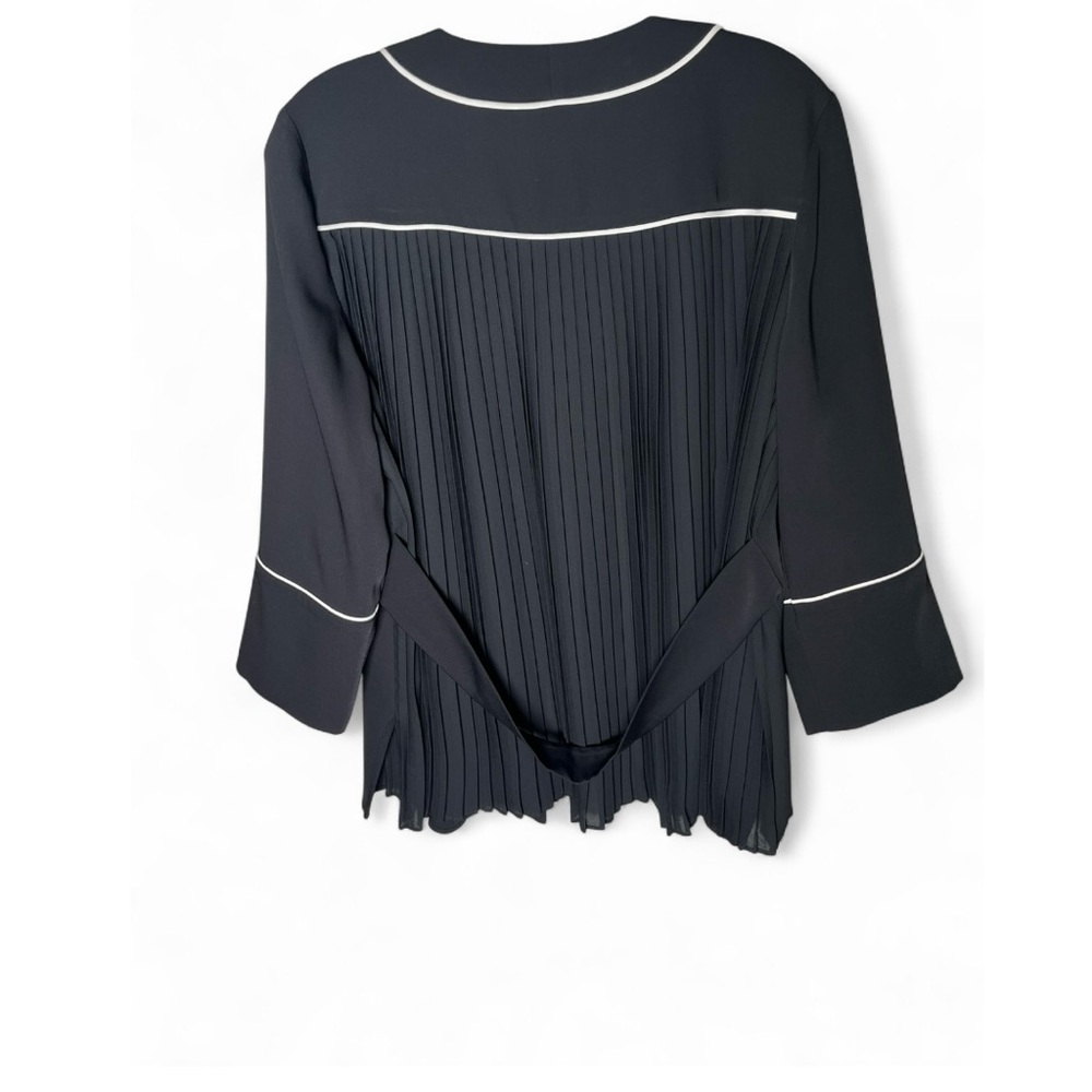 Alfani Open Front Cardigan Petite
Small Black 3/4 Sleeve 100% Polyester - Picture 10 of 17